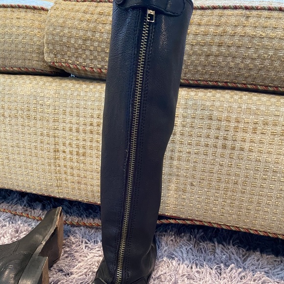 EUC Gently worn Black Frye boots - Picture 2 of 4